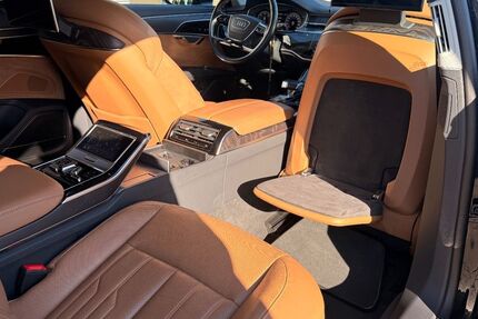 Audi A8 83.100 km 52.600 € Nürnberg 90443