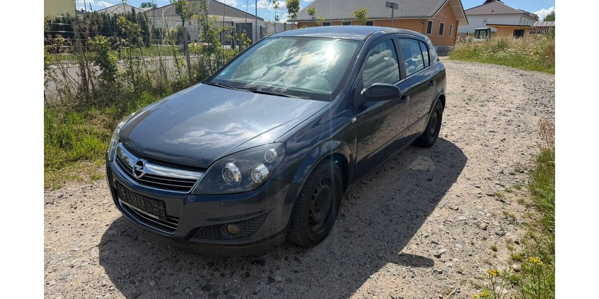 Opel Astra 303.000 km 1.000 &euro; Königsbrück 01936
