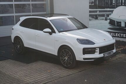 Porsche Cayenne 19.850 km 81.999 € Stuttgart 70499