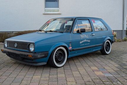 VW Golf 2.813 km 2.900 &euro; Heringen 36266