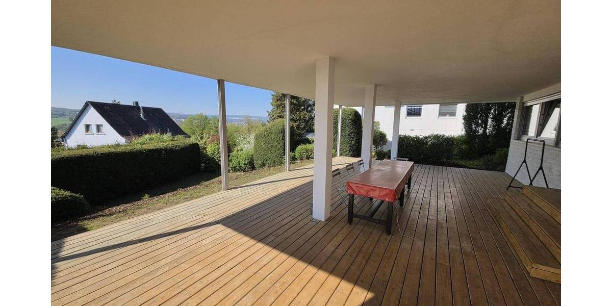 Bungalow Pforzheim Nordstadt - 6 Zimmer, 171 m&sup2;, 2.200&euro; | Angebot:26277512