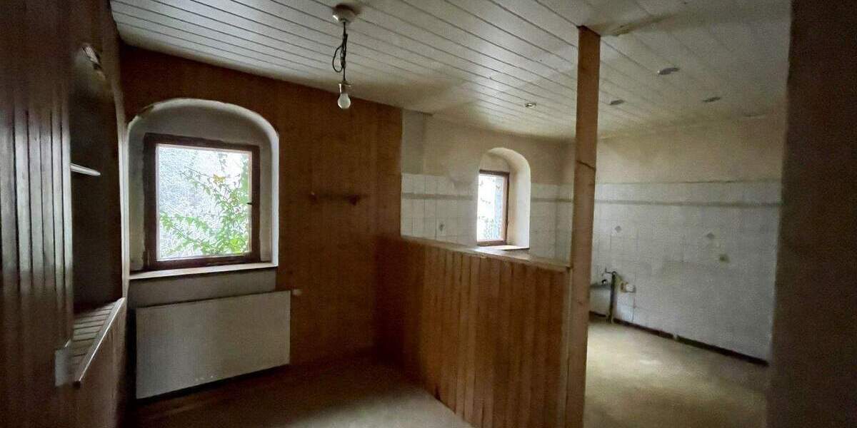 Einfamilienhaus Glashütte - 8 Zimmer, 120 m&sup2;, 80.000&euro; | Angebot:25704907