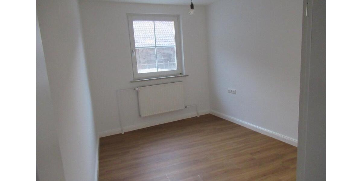 Etagenwohnung Kronach - 3 Zimmer, 73 m&sup2;, 680&euro; | Angebot:26269105