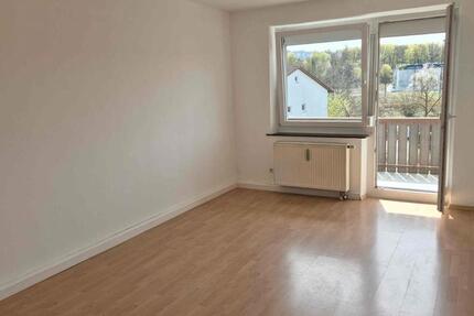Wohnung Sinzing - 3 Zimmer, 73 m&sup2;, 680&euro; | Angebot:26407139