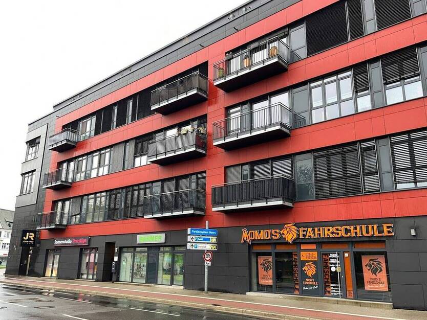 Sehr schöne sanierte 3 Zimmer Wohnung mit Balkon in Moers zu vermieten
