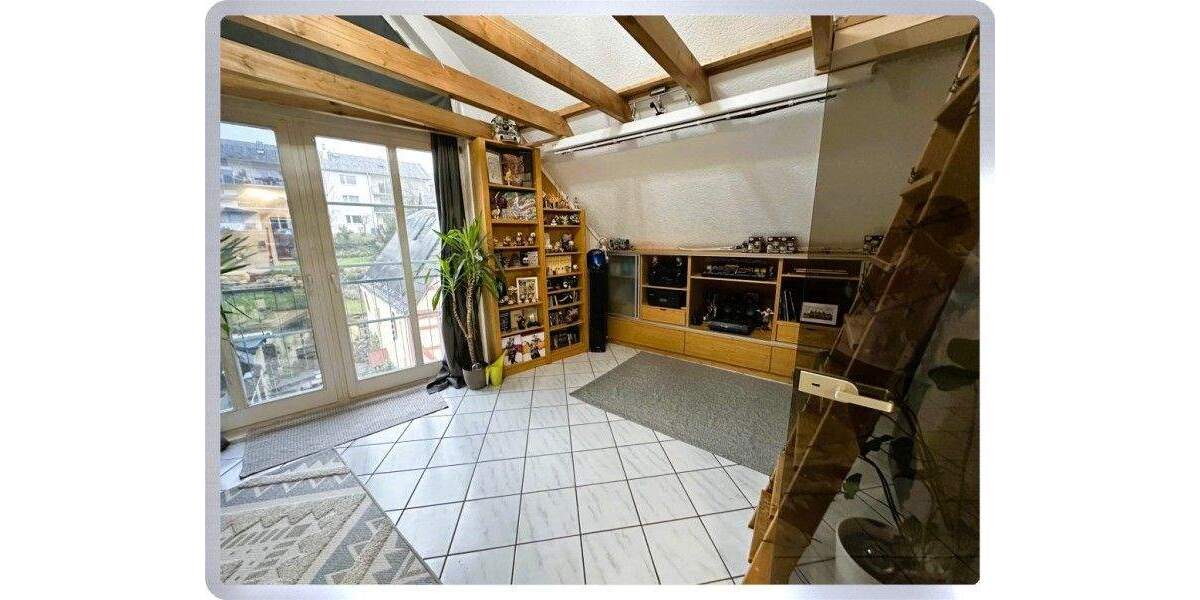 Etagenwohnung Geisenheim Johannisberg - 5 Zimmer, 113 m&sup2;, 289.000&euro; | Angebot:25705528