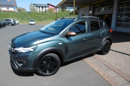 Dacia Sandero 11.365 km 17.590 &euro; Eiterfeld 36132