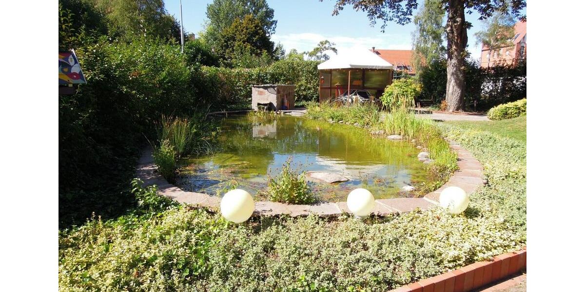 Einfamilienhaus Perleberg - 10 Zimmer, 300 m&sup2;, 420.000&euro; | Angebot:24606564