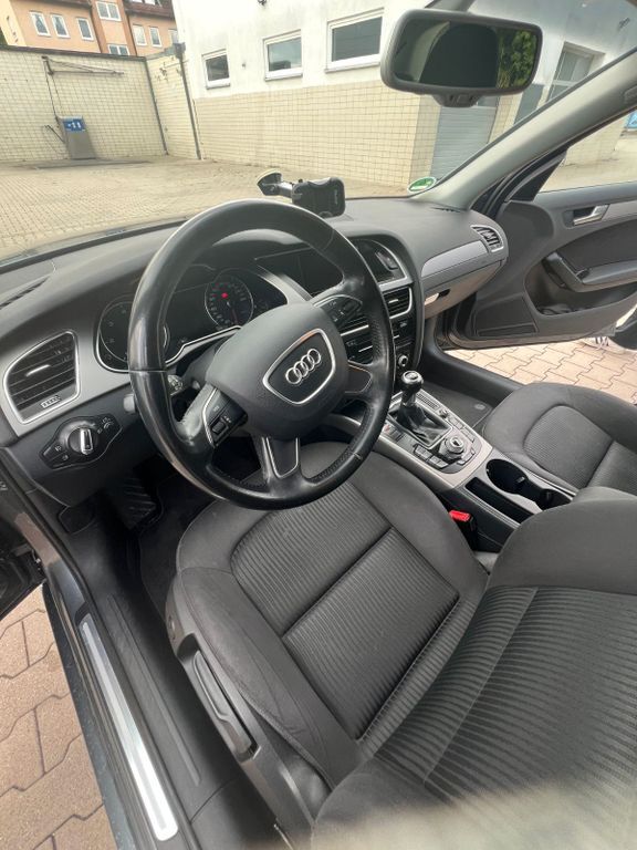 Audi A4 166.000 km 11.400 € Bayreuth 95444