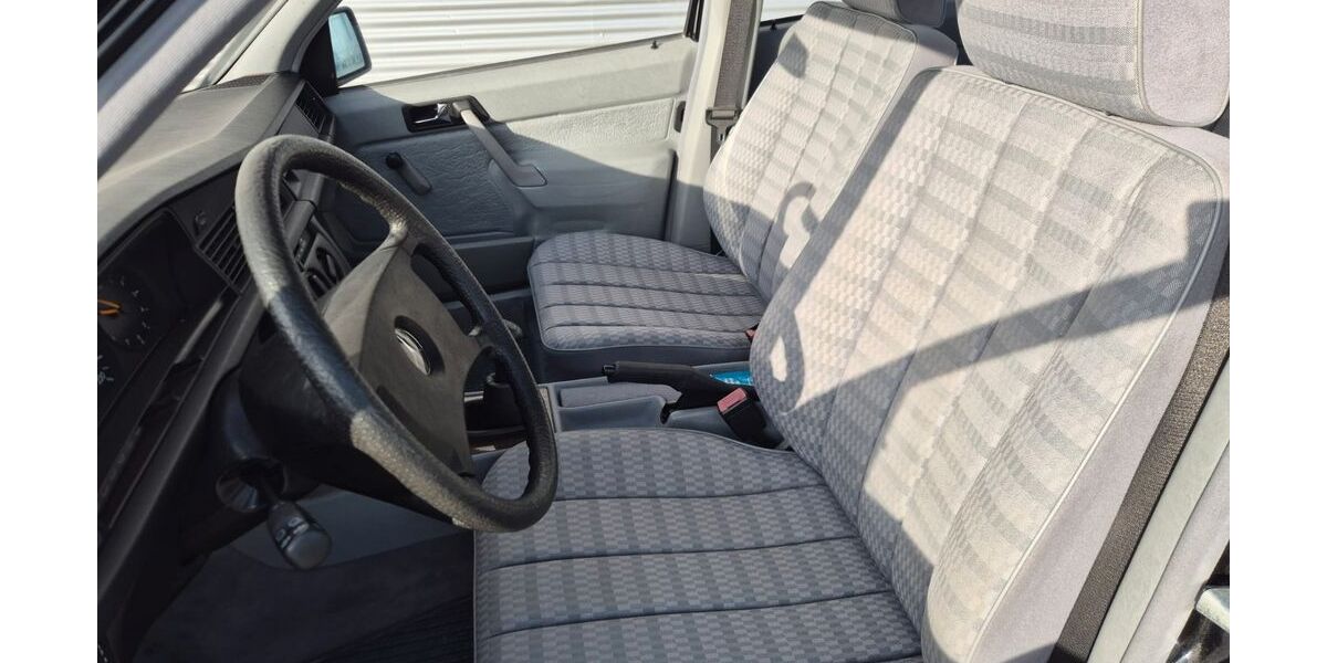 Mercedes-Benz 190 33.502 km 13.800 &euro; Taunusstein 65232