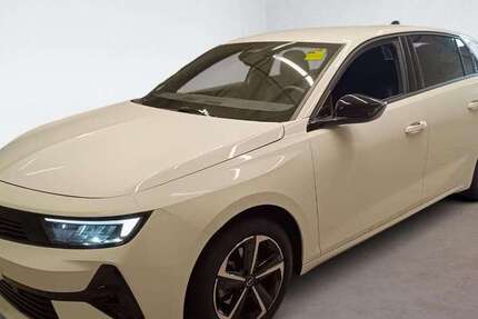 Opel Astra 14.850 km 22.990 &euro; Bühl 77815