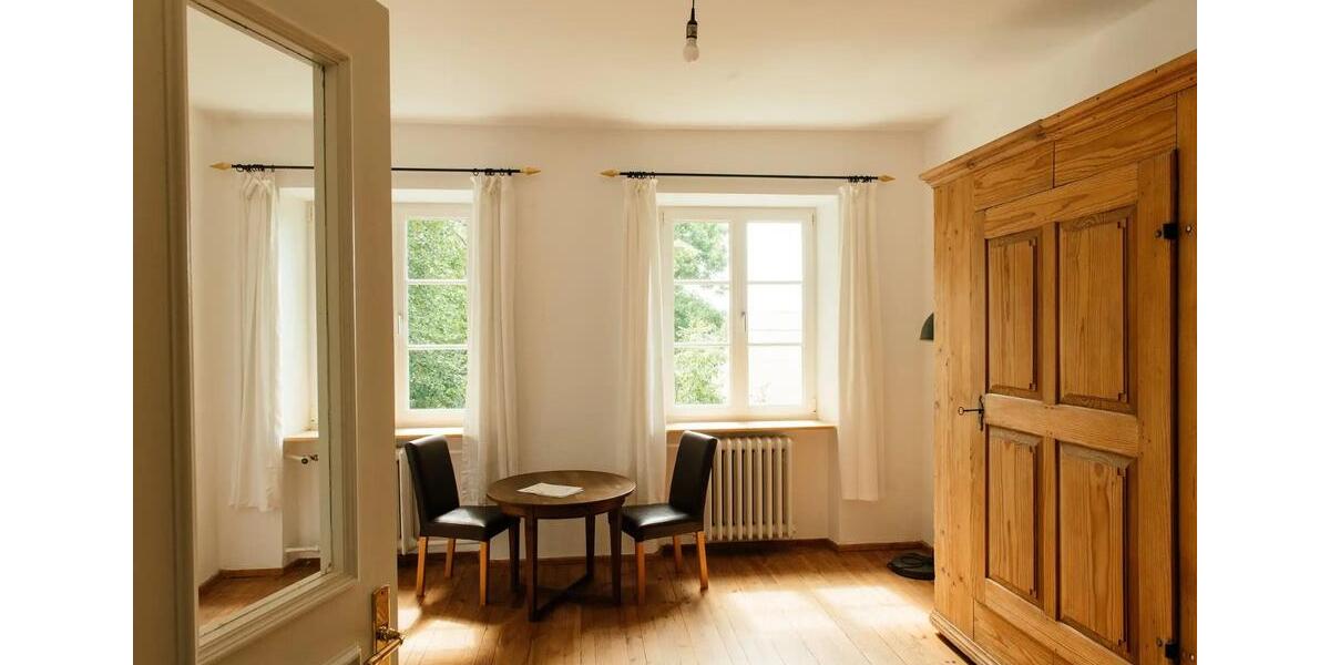 Villa Röfingen - 10 Zimmer, 336 m&sup2;, 998.000&euro; | Angebot:23556272