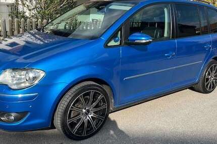 VW Touran 214.000 km 6.800 &euro; Oberhaching 82041