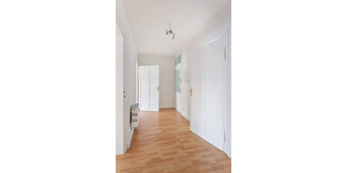 Etagenwohnung Görlitz Innenstadt - 2 Zimmer, 76 m&sup2;, 79.000&euro; | Angebot:26886551