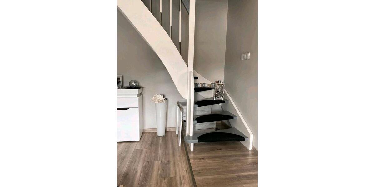Doppelhaushälfte Küstriner Vorland - 3 Zimmer, 110 m&sup2;, 115.000&euro; | Angebot:26868325