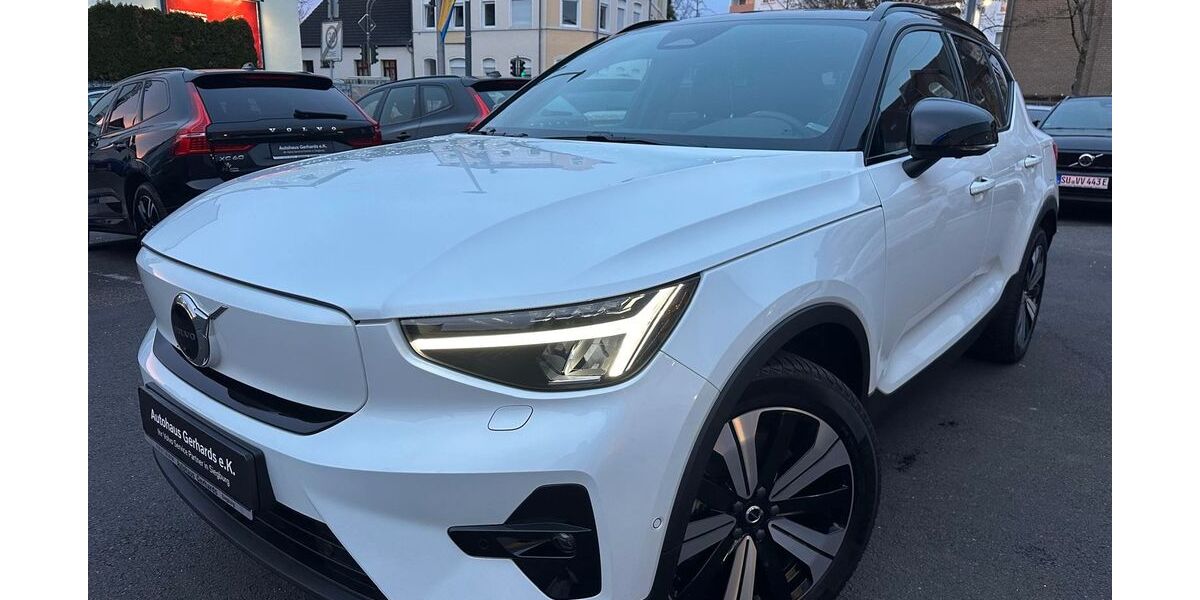 Volvo XC40 11.100 km 41.999 € Siegburg 53721