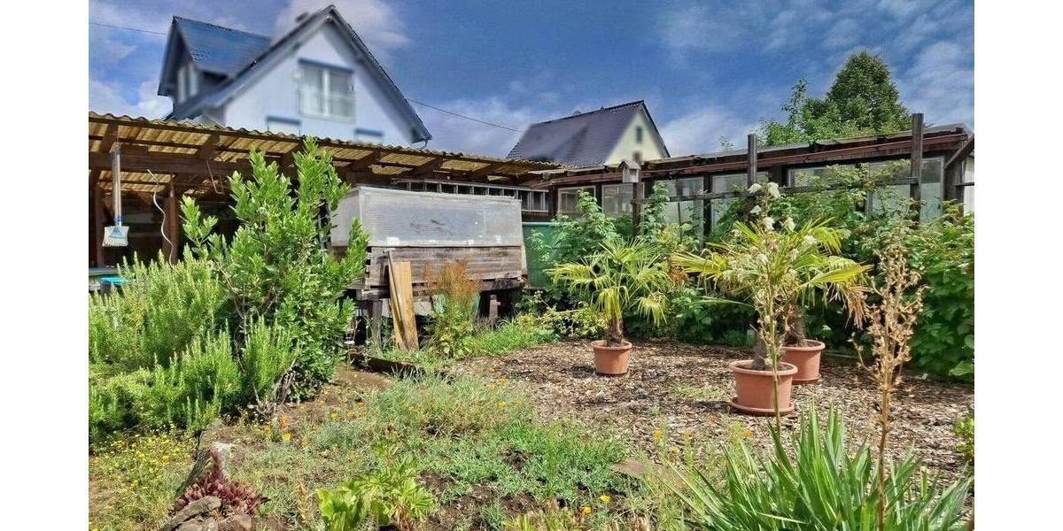 Einfamilienhaus Lich - 9 Zimmer, 245 m&sup2;, 299.000&euro; | Angebot:25685936
