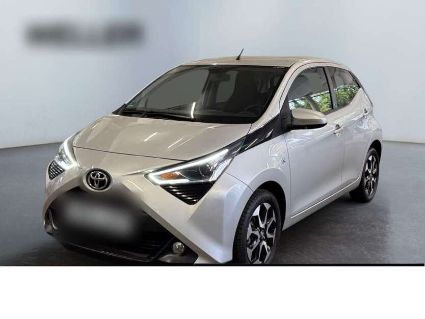 Toyota Aygo 15.529 km 11.980 € Grünwald 82031