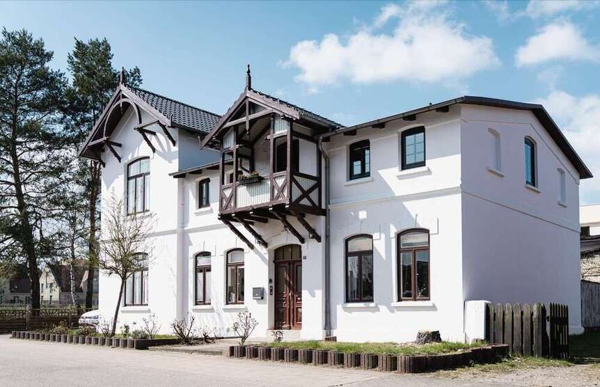 Haus zum Kaufen in Malchow 930.000 € 240 m²