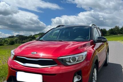 Kia Stonic 82.100 km 12.490 &euro; Hilders 36115