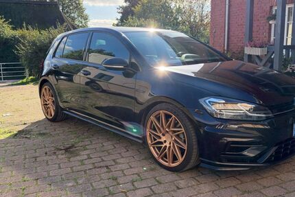 VW Golf 124.500 km 26.900 &euro; Rantzau 24329