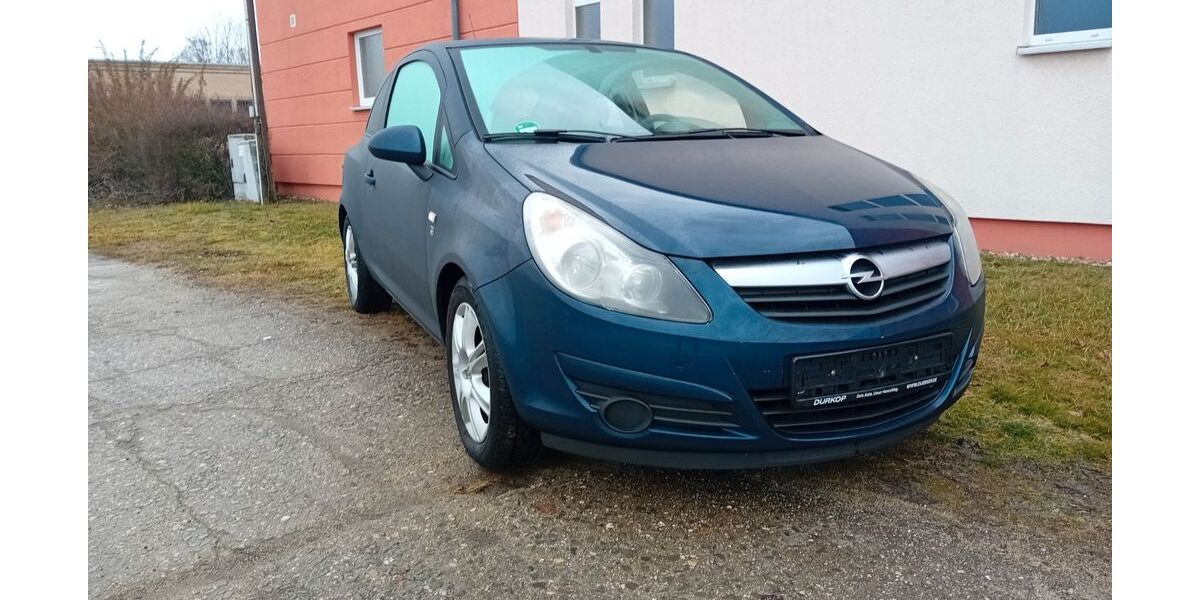 Opel Corsa 132.000 km 2.850 &euro; Cottbus 03055