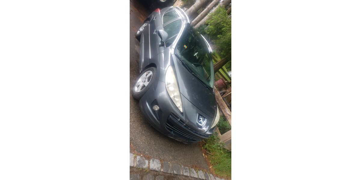 Peugeot 207 196.000 km 1.000 &euro; Warngau 83627