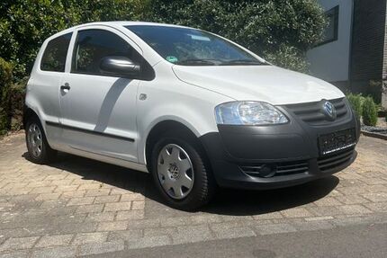 VW Fox 47.760 km 4.888 &euro; LEICHLINGEN 42799