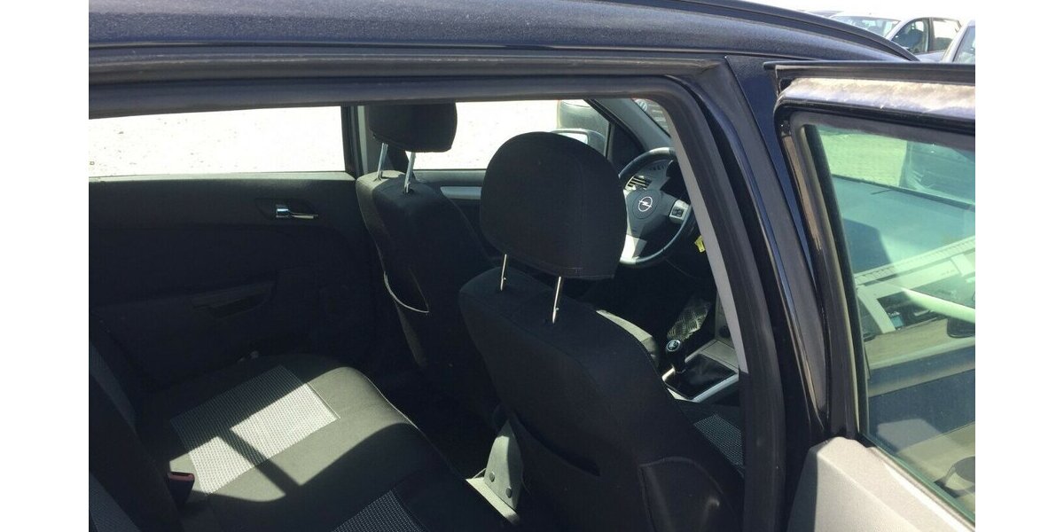 Opel Astra Kombi,AHK,Edition ,Tüv 03/28! 311.000 km 850 &euro; Himmelkron 95502