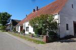 Tolles Zweifamilienhaus mit viel Platz und großem Garten