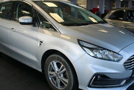 Ford S-Max 2.5 Duratec FHEV TITANIUM -AHK - 97.950 km 22.980 &euro; Euskirchen 53881