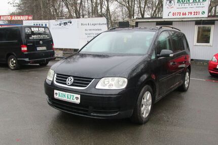 VW Touran 160.000 km 2.750 &euro; Dillenburg 35687