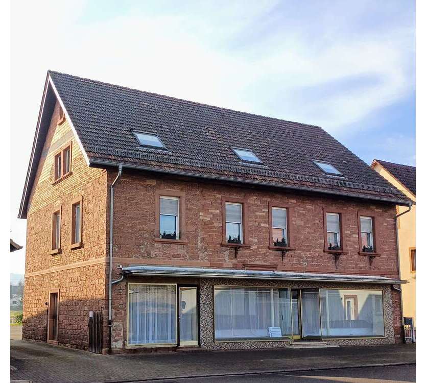 Haus zum Kaufen in Fischbach 339.000 € 180 m²