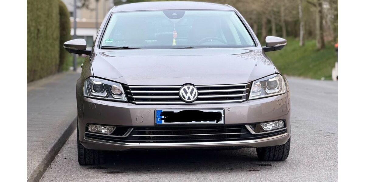VW Passat 103.000 km 9.700 &euro; Wuppertal 42103