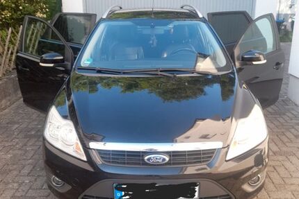 Ford Focus 182.585 km 2.599 &euro; Bad Urach 72574