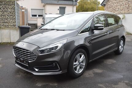 Ford S-Max 199.000 km 17.990 € Köln Ostheim 51107