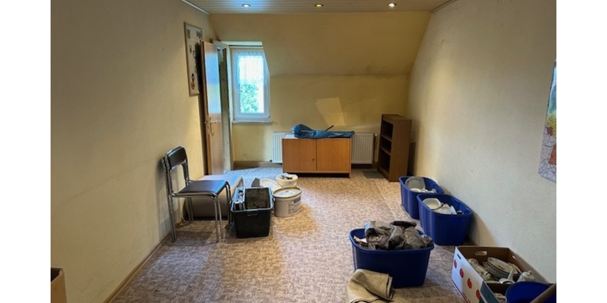 Massives Wohnhaus mit tollen Blick auf Schloß Könitz - Einfamilienhaus Unterwellenborn OT Könitz Könitz | Angebot:16297790
