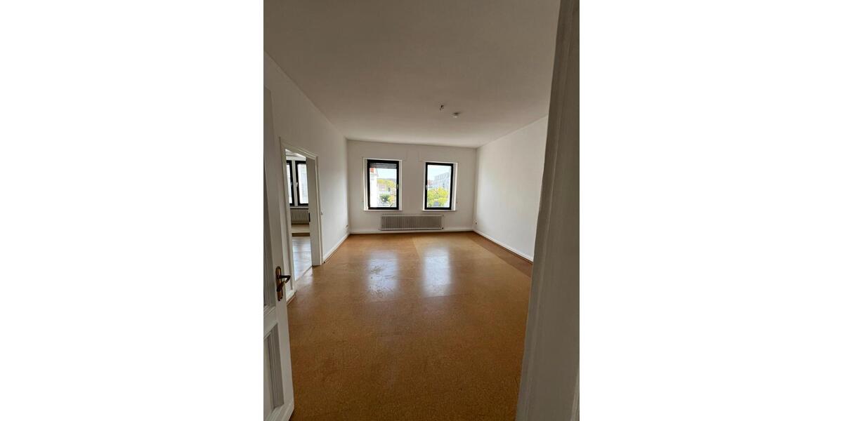 Etagenwohnung Arnsberg Rusch - 4 Zimmer, 150 m&sup2;, 810&euro; | Angebot:26675424