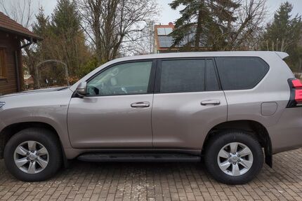 Toyota Land Cruiser 33.000 km 64.500 &euro; Schwenningen 72477