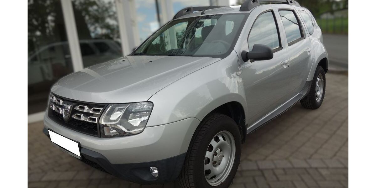 Dacia Duster 90.000 km 8.000 &euro; Herborn 35745