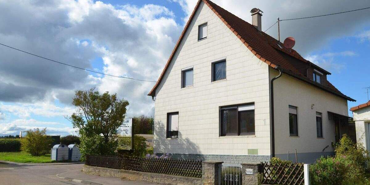 Mehrfamilienhaus, Wohnhaus Rutesheim - 7 Zimmer, 178 m&sup2;, 590.000&euro; | Angebot:25427685