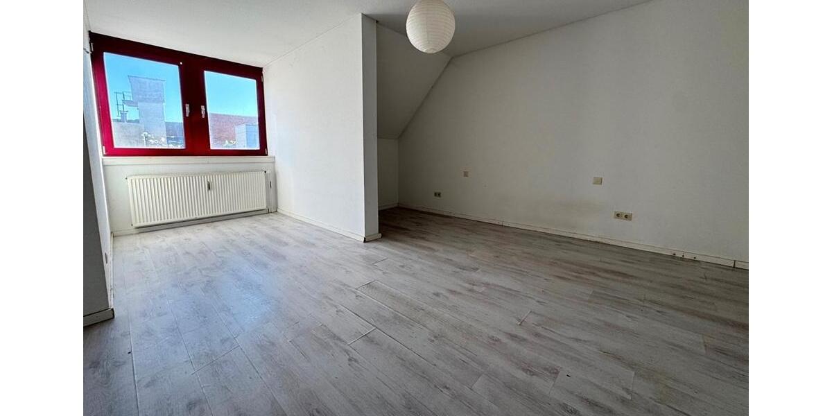 Dachgeschoßwohnung Peine - 3 Zimmer, 118 m&sup2;, 800&euro; | Angebot:26379891