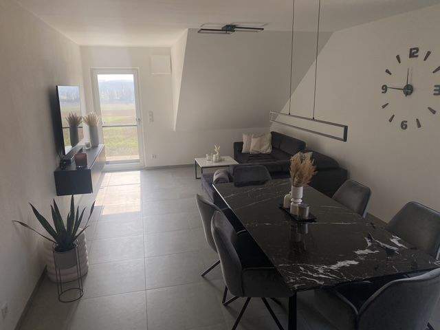 Etagenwohnung Aufhausen - 4 Zimmer, 116 m&sup2;, 1.150&euro; | Angebot:25850602
