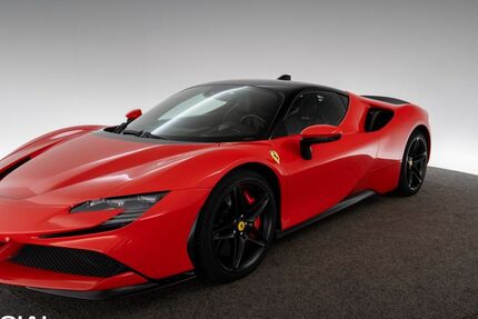 Ferrari SF90 8.900 km 406.900 € Singen - Hohentwiel 78224