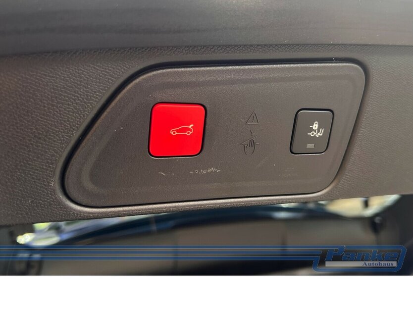 Peugeot 3008 Hybrid 225 Allure Pack EAT8*Kamera*LED*TotW 167.682 km 17.990 € Berlin 13187