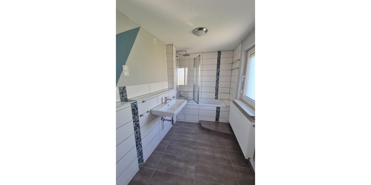 Doppelhaushälfte Bretten - 5 Zimmer, 90 m&sup2;, 430.000&euro; | Angebot:25063292