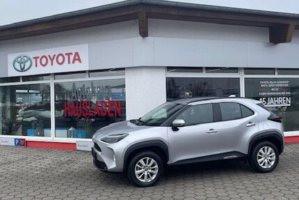 Toyota Yaris Cross 54.100 km 21.990 &euro; Cham 93413