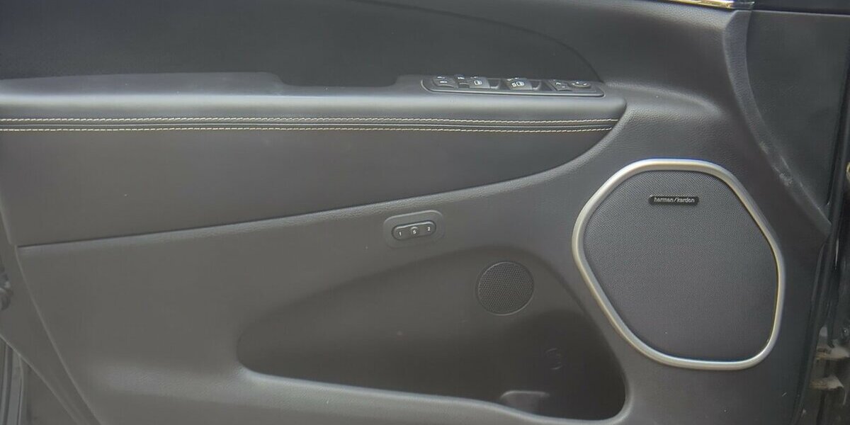 Jeep Grand Cherokee 6.4 V8 HEMI SRT *LPG* 121.500 km 34.190 &euro; Bad Tölz 83646