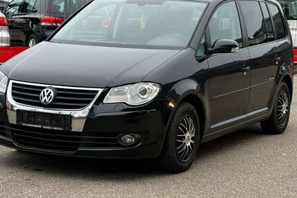 VW Touran 150.000 km 3.490 € Ingolstadt 85049