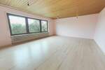 Etagenwohnung Bad Windsheim / Wiebelsheim Bad Windsheim - 5 Zimmer, 180 m&sup2;, 239.000&euro; | Angebot:25732872